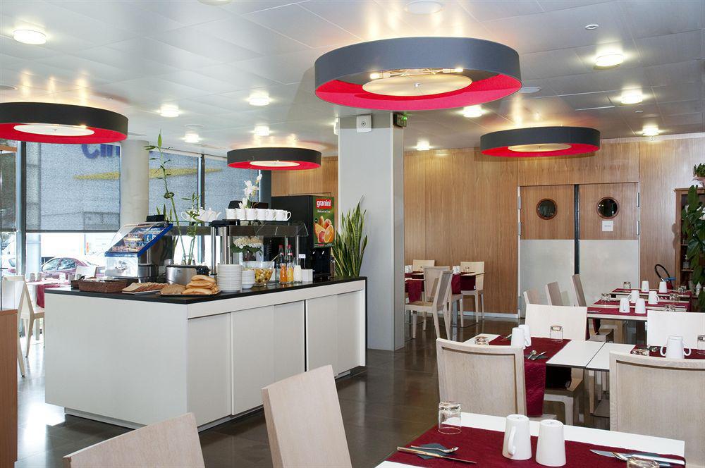 Holiday Inn Express Saint-Nazaire By Ihg Restaurace fotografie